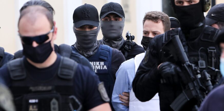 Γλυκά Νερά: «Δεν είμαι τέρας» λέει ο πιλότος Γλυκά Νερά: «Δεν είμαι τέρας» λέει ο πιλότος