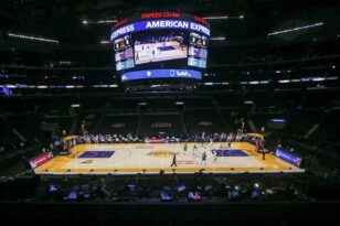 NBA: Πουλήθηκε το 27% των μετοχών των Λέικερς