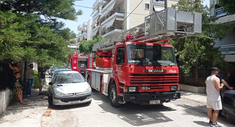 Πάτρα-Αγυιά: Δύο άτομα στο νοσοκομείο από τη πυρκαγιά σε διαμέρισμα