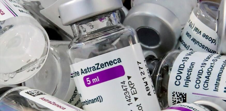 Πότε θα φανεί αν τα εμβόλια καλύπτουν τη μετάλλαξη Όμικρον, τι λέει ο επικεφαλής ερευνών του Astrazeneca
