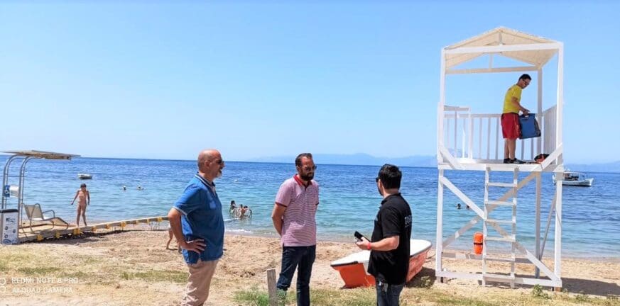 Ηλεκτροκίνητες ράμπες κολύμβησης σε εννέα παραλίες της Δυτικής Ελλάδος