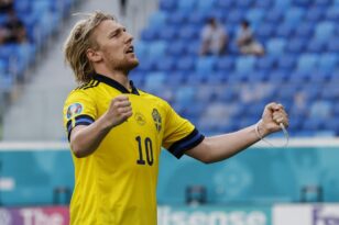 EURO: Με Φόρσμπεργκ η Σουηδία 1-0 τη Σλοβακία, βήμα πρόκρισης