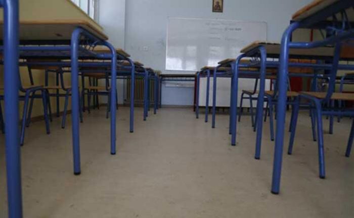 Μακρή: Εξετάζεται η παράταση του σχολικού έτους για μέσα στο καλοκαίρι