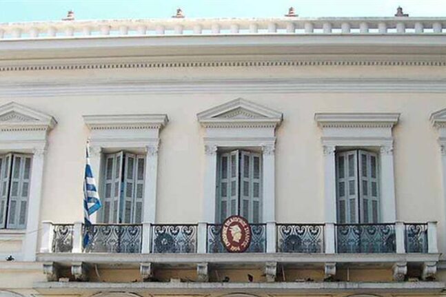 Πάτρα- Εμπορικός Σύλλογος: Και σπίτι μείναμε και εκτός ενίσχυσης μένουμε
