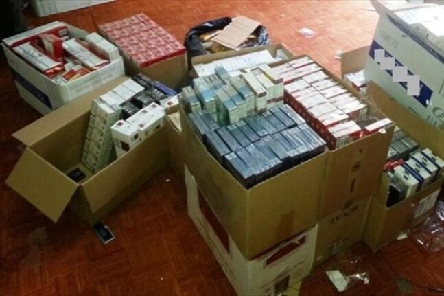 Αχαϊα: Εξαρθρώθηκε μεγάλο κύκλωμα διακίνησης λαθραίων τσιγάρων και καπνού