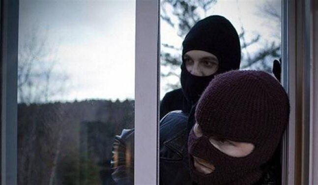 Πατρινος θύμα ληστών έξω από την πόρτα του σπιτιού του