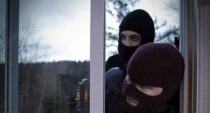 Πατρινος θύμα ληστών έξω από την πόρτα του σπιτιού του