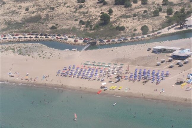 Αυτές οι παραλίες πήραν Γαλάζια Σημαία στην Δυτική Ελλάδα