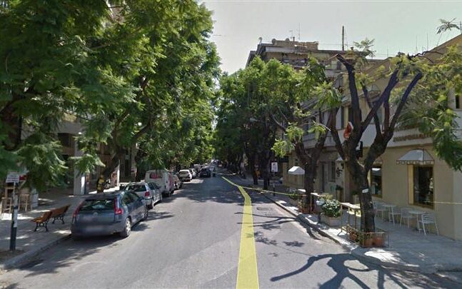 Πάτρα: Ανακατασκευάζονται τα πεζοδρόμια στην Κωνσταντινουπόλεως