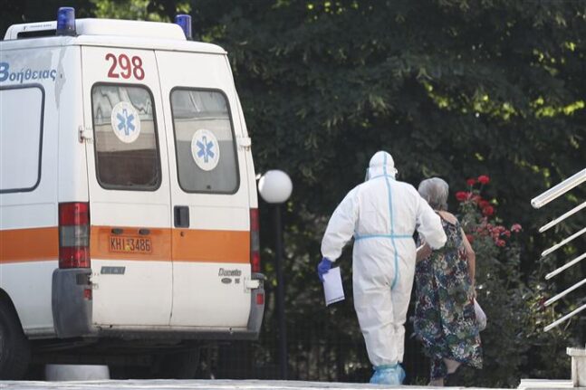 Τζανάκης: 50.000 με 60.000 τα ενεργά κρούσματα -Φοβάμαι νέο σκληρό lockdown