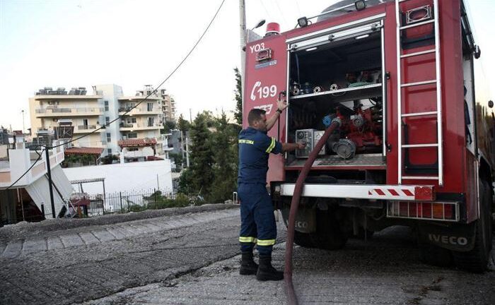 Φωτιά σε αυτοκίνητο στην Παπαφλέσσα