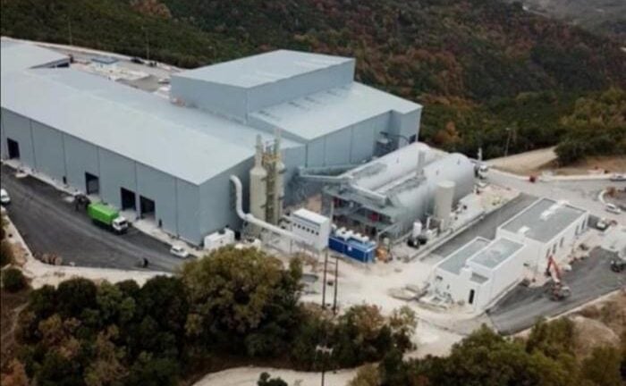 Αιγιάλεια: «Κλεφτοπόλεμος» για το «Φλόκα»