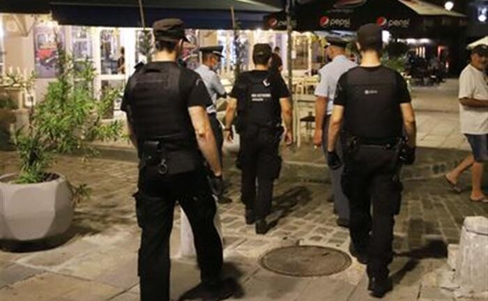 Περιφέρεια: Οι εξελίξεις στην πανδημία ανεβάζουν τη φωτιά για την ΕΛΑΣ