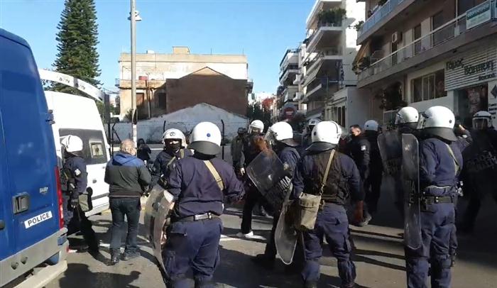 Πάτρα: Μικροένταση στο κέντρο - Φοιτητές ήθελαν να κάνουν πορεία για το νομοσχέδιο Παιδείας