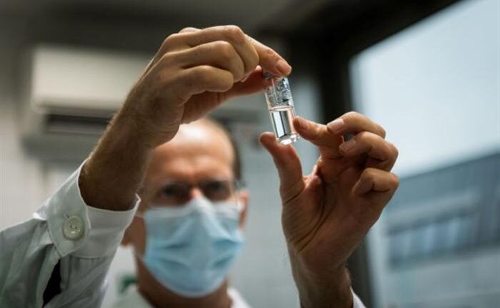 Kαταγγελίες για «καμπάνια» δυσφήμισης του εμβολίου της Pfizer