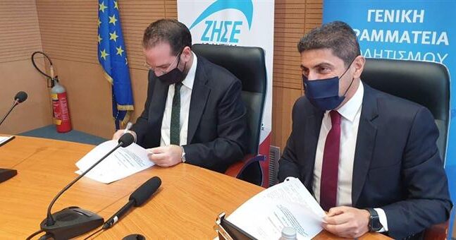 Λ. Αυγενάκης: «Κι άλλοι αθλητές όπως η Μπεκατώρου»