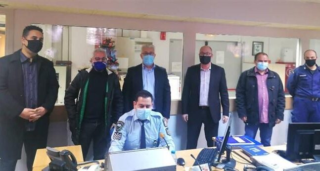 Πάτρα: Μπονάνος και Παπαδόπουλος κοντά στους αστυνομικούς της πρώτης υπηρεσίας του 2021