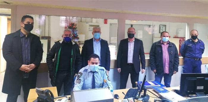 Πάτρα: Μπονάνος και Παπαδόπουλος κοντά στους αστυνομικούς της πρώτης υπηρεσίας του 2021