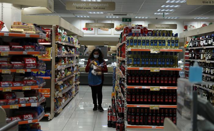 Σούπερ μάρκετ: Ποια είναι ανοιχτά, τι ώρα κλείνουν σήμερα