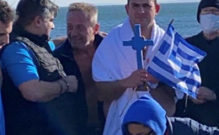 Κώστας Πατέντας: Πατρινός αστυνομικός έπιασε τον Σταυρό στον Ατλαντικό