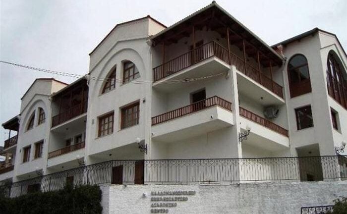 Καλάβρυτα: 37 κρούσματα, νοσηλεύονται 4 από το «Καλλιμανοπούλειο»