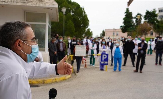 Αχαΐα: Ντόρος για γιατρό που είναι «αχρείαστη»; - Γιατί ξεσηκώθηκε το Αίγιο