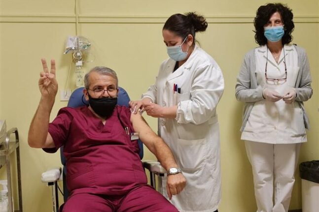 Ο Βαγγέλης Δημητρόπουλος για το εμβόλιο: «Σεβασμός στη ζωή όλων» και...«ελεγχόμενη διαιτησία υπήρχε και υπάρχει»