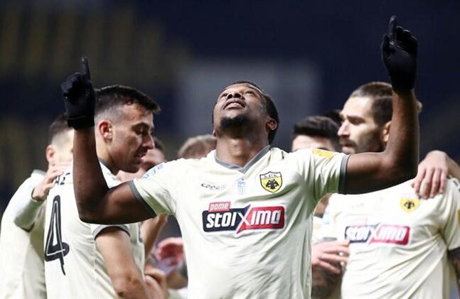 Η ΑΕΚ νίκησε 1-0 τον Αρη με φαουλάρα του Γκαρσία