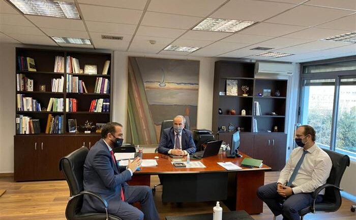 Επαφές Νεκτάριου Φαρμάκη με κυβερνητικά στελέχη στην Αθήνα