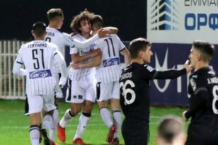 Περίπατος του ΠΑΟΚ μετά την αποβολή