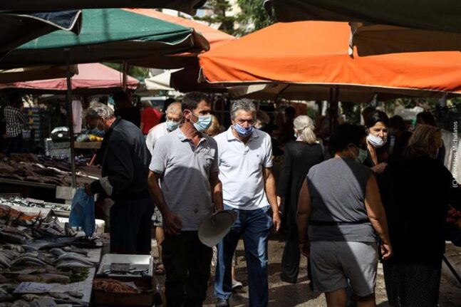 Πάτρα: Λαϊκή αγορά-Περίμεναν «πράσινο», μένει «κόκκινο»