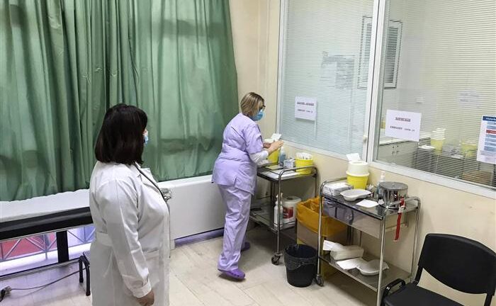 Πάτρα: Ξεκίνησαν οι εμβολιασμοί στα Κέντρα Υγείας