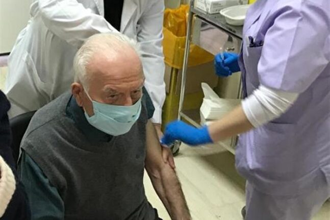 Πάτρα - Εμβολιαστικά τμήματα Κέντρων Υγείας: «Να ζήσουμε το υπόλοιπο της ζωής μας ελεύθεροι»