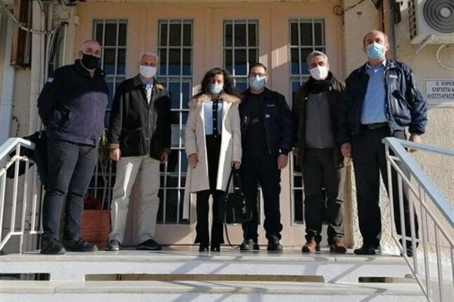 Επίσκεψη Φωκίωνα Ζαΐμη και Αμαλίας Βούλγαρη στις φυλακές Αγίου Στεφάνου