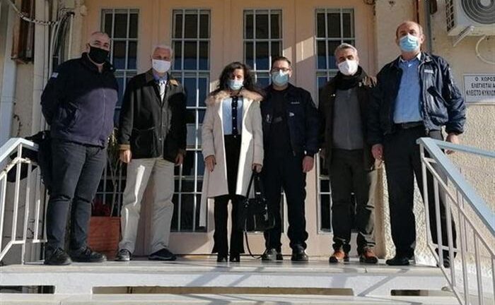 Επίσκεψη Φωκίωνα Ζαΐμη και Αμαλίας Βούλγαρη στις φυλακές Αγίου Στεφάνου