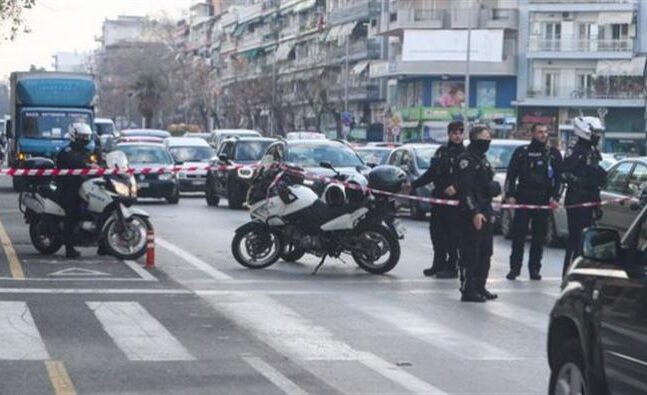 Απαγόρευση συναθροίσεων άνω των 100 ατόμων μέχρι 1η Φεβρουαρίου