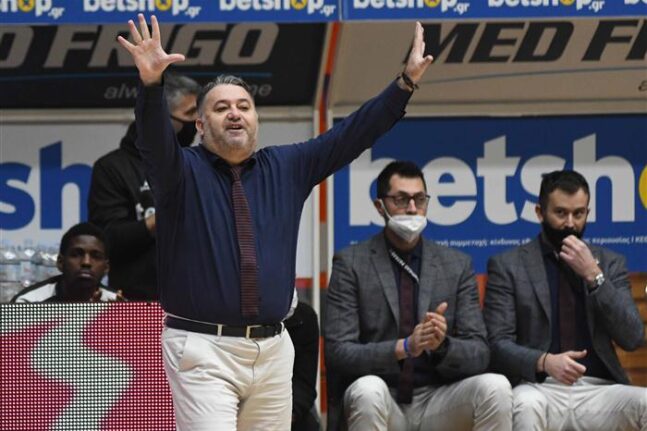 ΒΙΝΤΕΟ-Γιατράς: «Τουρλουμπούκι, όχι μπάσκετ...»