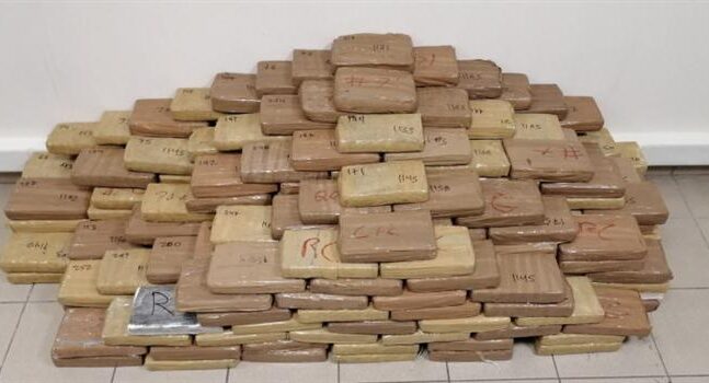 Θεσσαλονίκη: Εξαρθρώθηκε διεθνές κύκλωμα ναρκωτικών με 300 κιλά καθαρής κοκαΐνης