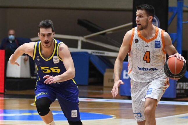 Μ. Λούντζης: «Να διατηρήσουμε το αήττητο»