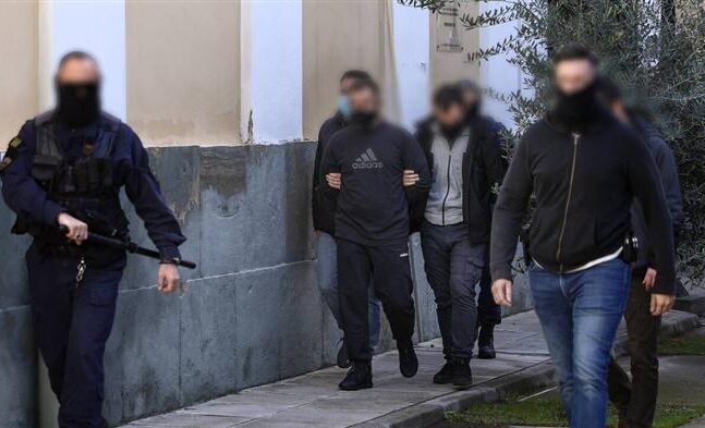 Προφυλακίστηκε ο συνεπιβάτης του Αλκέτ Ριζάι