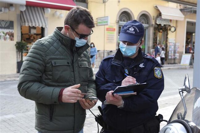 Οι έλεγχοι δείχνουν περιορισμό της κίνησης στην Πάτρα