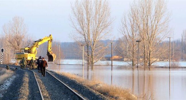 Εβρος: Ανεβαίνει η στάθμη του Εργίνη, σε συναγερμό χωριά