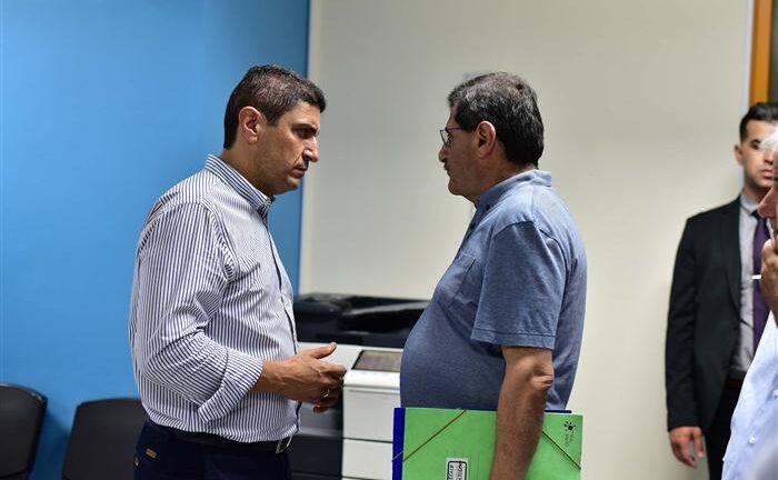 Πάτρα: Δήμος κατά Αυγενάκη για το «κυνηγητό»