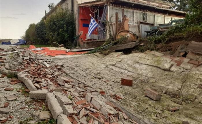 Τούμπα Σερρών: Ανεμοστρόβιλος προκάλεσε ζημιές στο 99% των κτιρίων