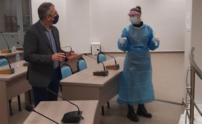 Δυτική Αχαΐα - Ερύμανθος: Θετικός ένας κοινοτάρχης και ένα κορίτσι