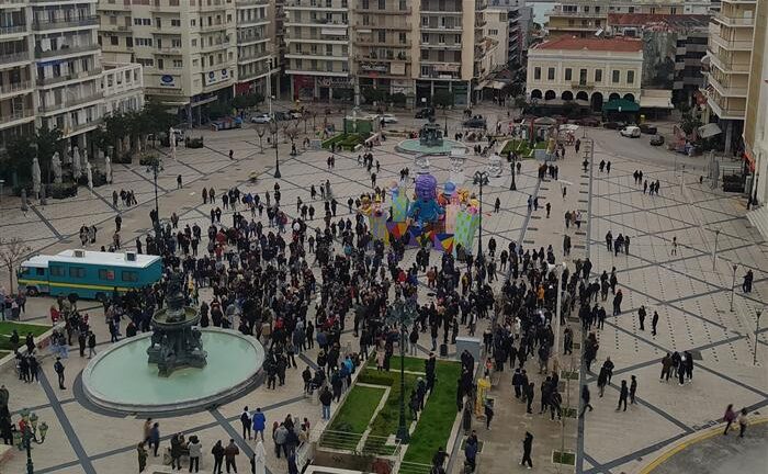 Πάτρα: Συγκέντρωση κατά του lockdown χθες - «Ζητάμε τη ζωή μας πίσω» το μήνυμά τους