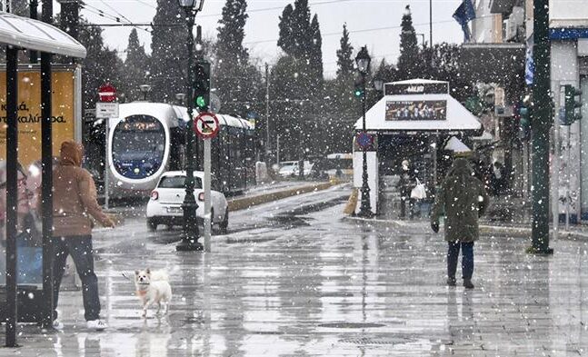 Γιατί έμειναν χωρίς ρεύμα 250.000 νοικοκυριά στην Αττική -Βοήθεια από το στρατό