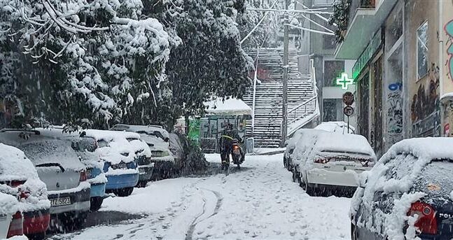 Delivery: Τους υποχρεώνουν σε διανομές με δικό τους αυτοκίνητο