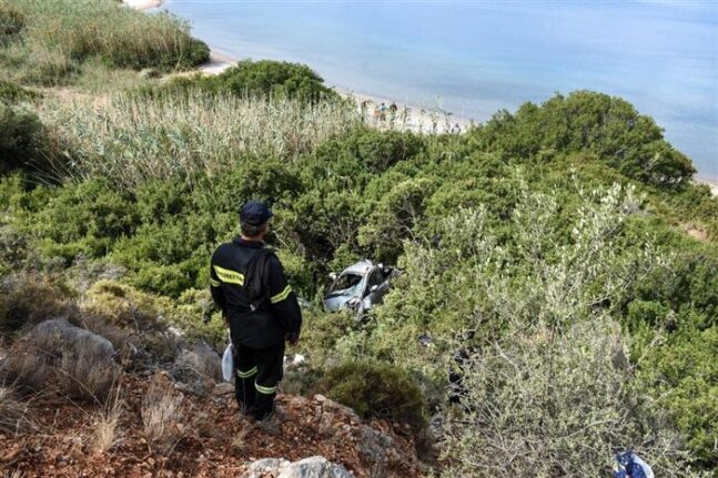 Νεκρός ο 24χρονος οδηγός που έπεσε σε γκρεμό με το αυτοκίνητο