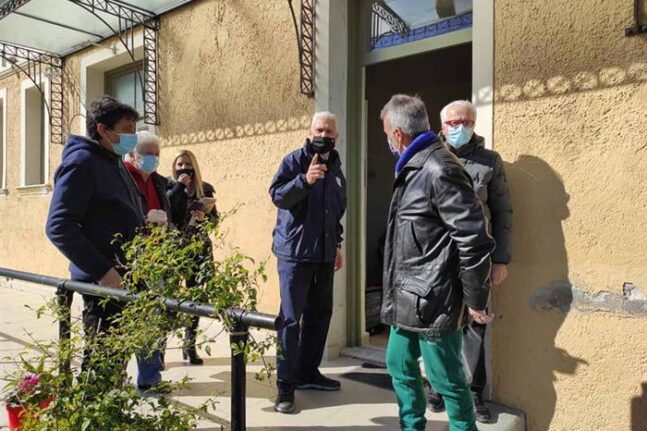 Ακράτα: Επαφές Φ. Ζαΐμη με τοπικές επιχειρήσεις